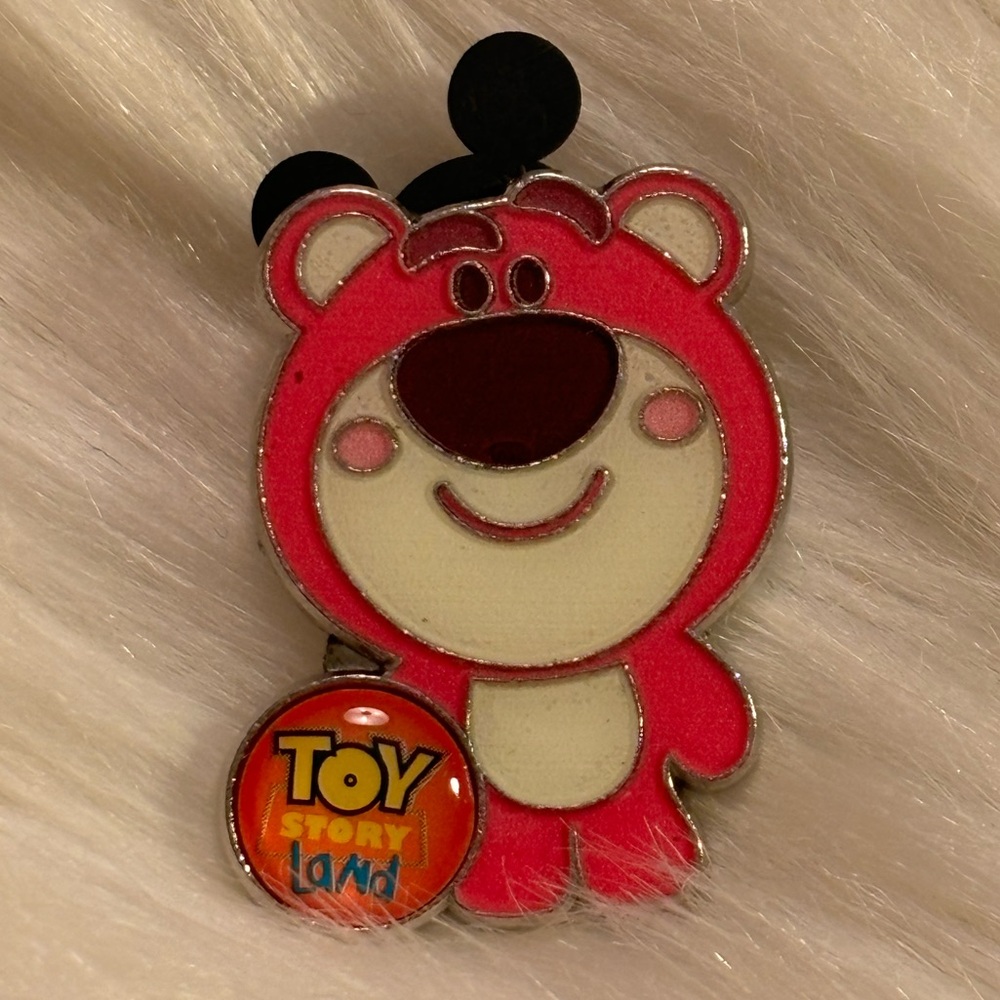 Disney Pixar Lotso Bear 2018 Trading Pin